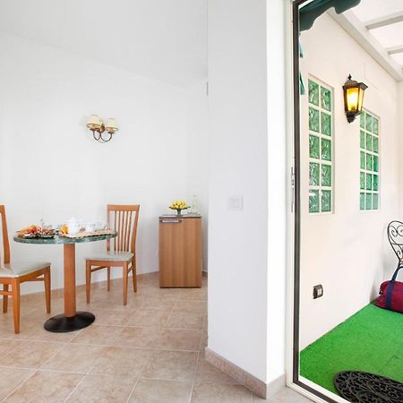 Relais 2 Pini Ξενοδοχείο Ανακάπρι Εξωτερικό φωτογραφία