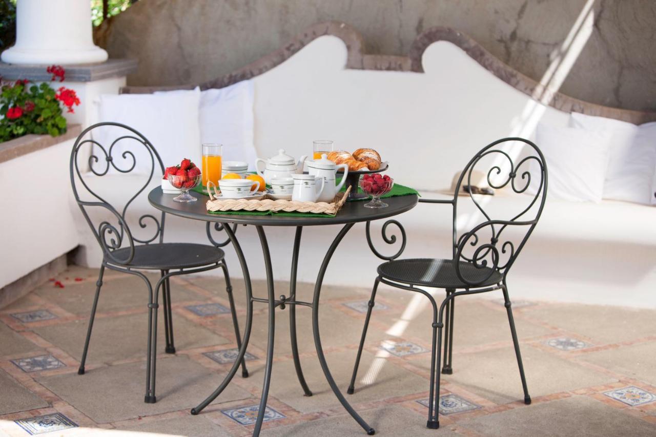Relais 2 Pini Ξενοδοχείο Ανακάπρι Εξωτερικό φωτογραφία