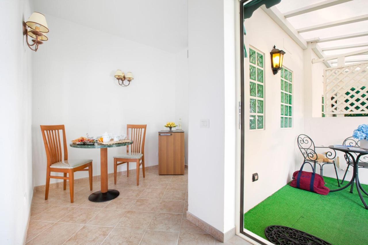 Relais 2 Pini Ξενοδοχείο Ανακάπρι Εξωτερικό φωτογραφία